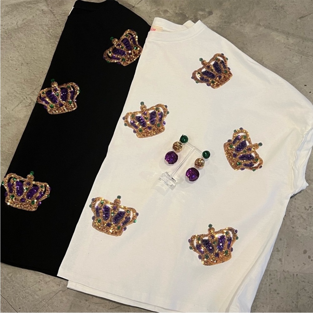 Mardi Gras Crown Sequin Tee- Black